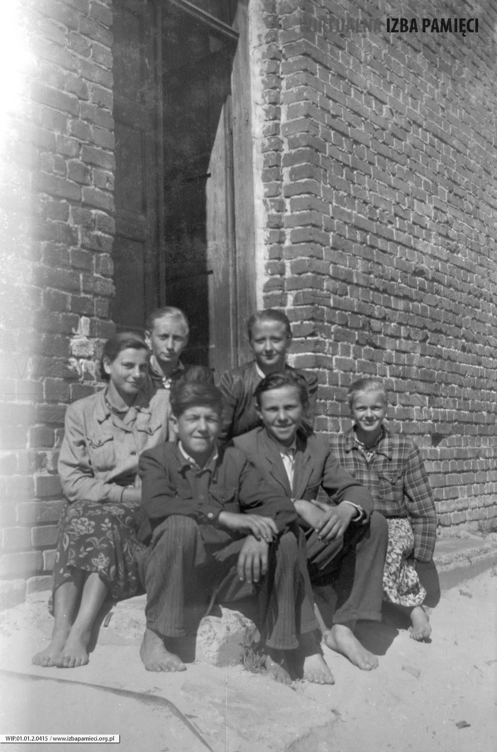 Lata 50. XX wieku. Uczniowie szkoły w Mołodyczu