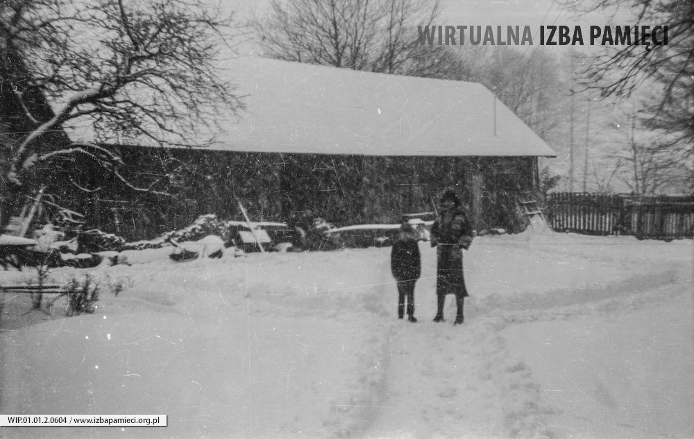 Lata 60. XX wieku. Zima na podwórku