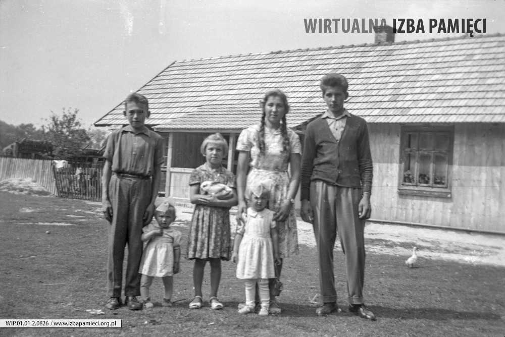 Lata 60. XX wieku. Dzieci Marii i Piotra Saramaka z Mołodycza