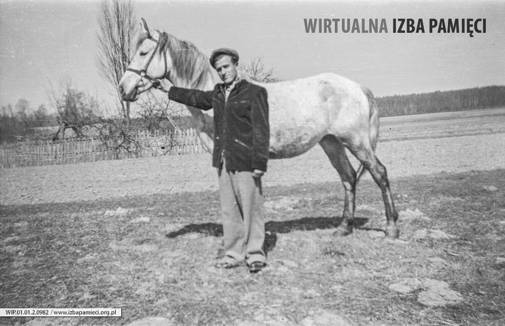 Lata 50. XX wieku. Michał Wójtowicz z Mołodycza
