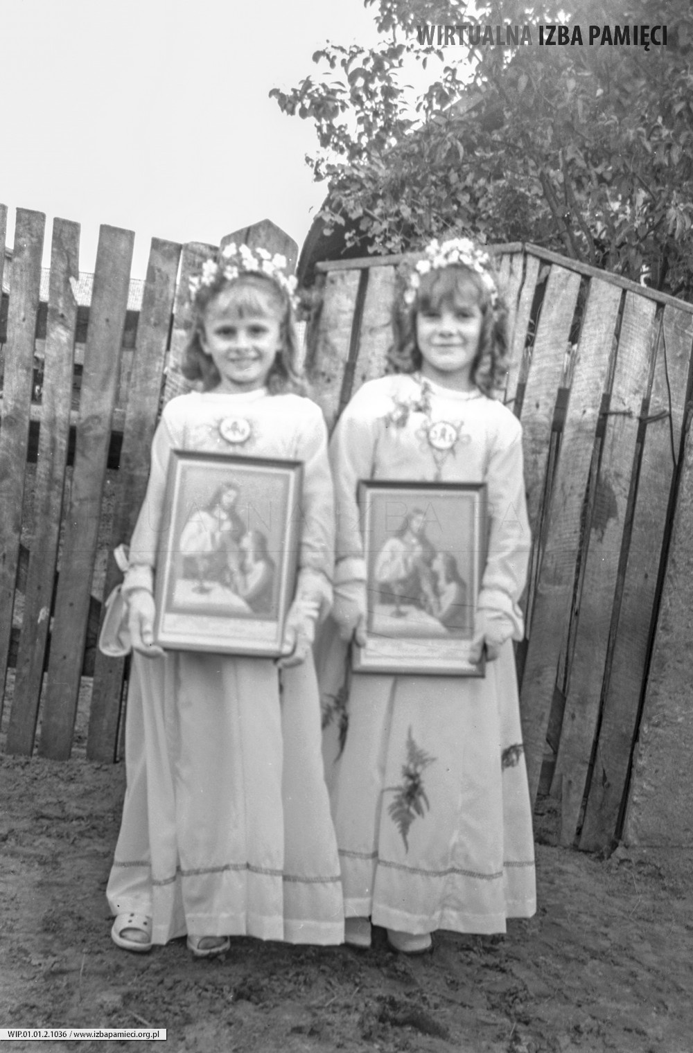 Lata 70. XX wieku. Genowefa Hubacz (z lewej) i Helena Purcha z Mołodycza