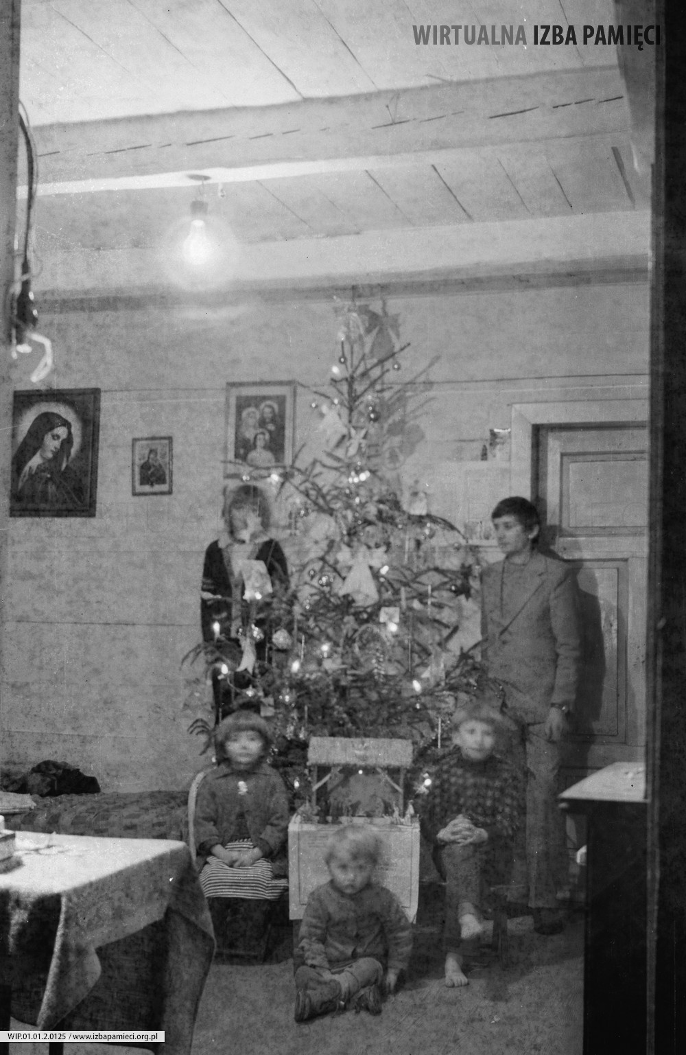 1977. Choinka w domu rodziny Hubaczów