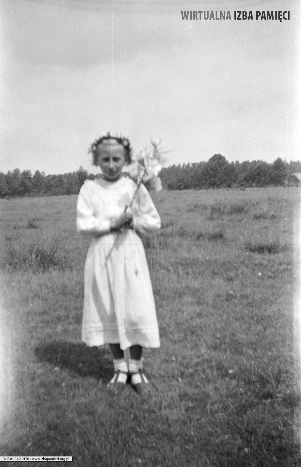 1969. Dziewczynka z lilią
