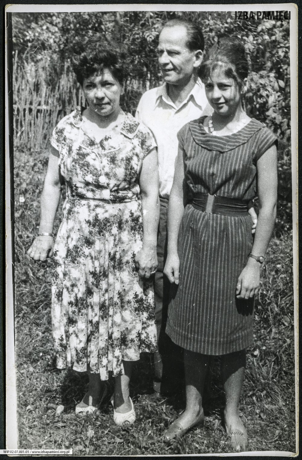 Lata 60. XX w. August Cetnarowicz z żoną i córką
