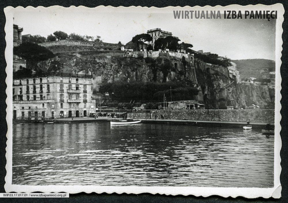 1938. Capri. Widok na włoską wyspę Capri.