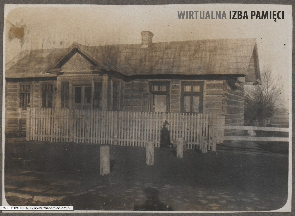 1920. Lubaczów. Budynek domu rodzinnego Władysława Ruebenbauera w Lubaczowie na ulicy Kościuszki.