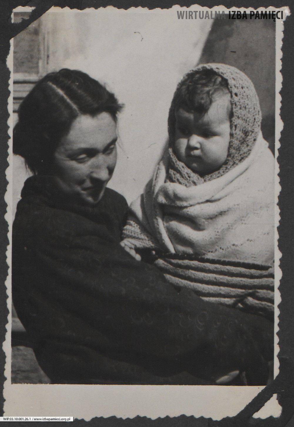 1949. Lubaczów. Maria Gutowska z córką Barbarą Gutowską.