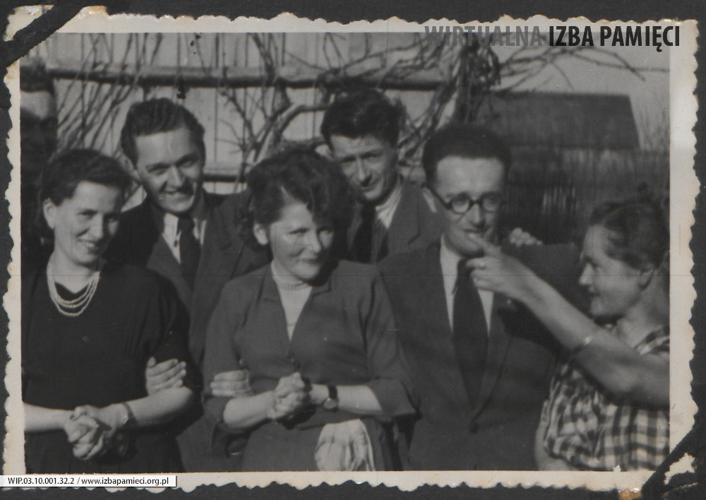 1949. Lubaczów. Józef Wolańczy, Wacława Ruebenbauer, Mastalarczyk, Alicja Masztalerzy, Roman Gutowski, nieznany, Kazimiera Kostecka.