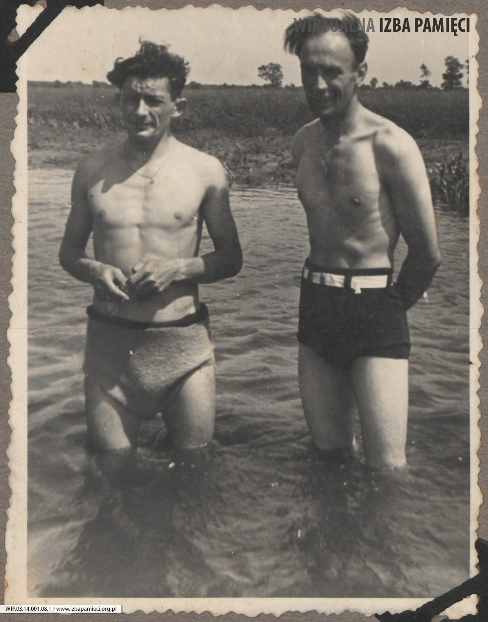 1948. Sopot. Roman Gutowski (z lewej) i Stanisław Ruebenbauer.