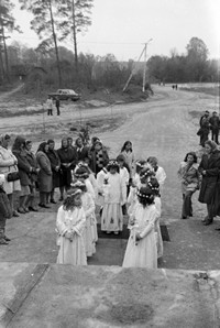 1972. Pierwsza Komunia Święta w kościele pw. Niepokalanego Serca Naświętszej Marii Panny w Mołodyczu