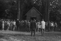 Lata 70. XX wieku. Msza św. w leśnej kapliczce Horodyska-Lichacze 