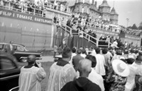 1983. Uroczystości kościelne na wałach Jasnej Góry w Częstochowie
