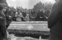 Lata 70. XX wieku. Uroczystości pogrzebowe na cmentarzu parafialnym w Mołodyczu