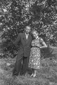 Lata 50. XX wieku. Józef Buniowski z Mołodycza z siostrą Jadwigą