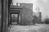 1956. Wejście główne do nowo budowanej cerkwi w Mołodyczu