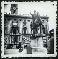 1938. Rzym. Plac na Kapitolu i Pomnik Marka Aureliusza.