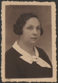 1934. Lwów. Zdjęcie portretowe Józefy Ruebenbauer.