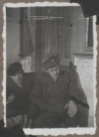 Lata 50. XX w. Lubaczów. Roman Gutowski (z prawej).