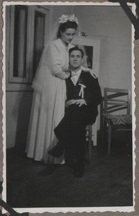 1949. Lubaczów. Fotografia ślubna Marii Gutowskiej i Mieczysława Wiszniewskiego.